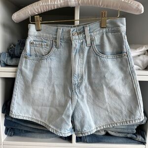 Levi’s light wash shirts